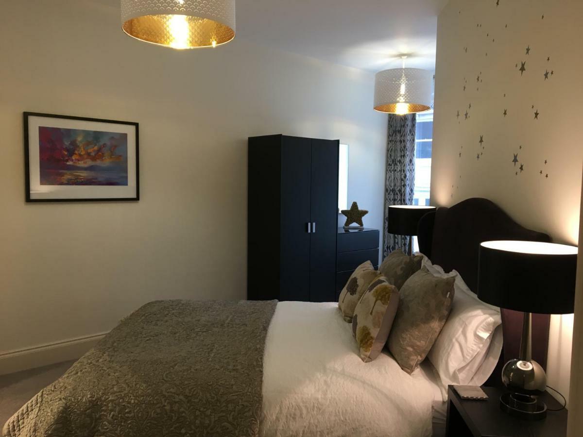 Star Tree Apartment York Extérieur photo